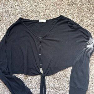 La Hearts Black Tie-Front Button Down Shirt